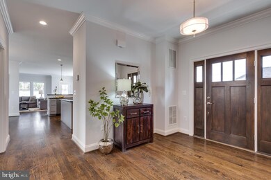 2337 Highland Ave, Falls Church, VA 22046 - photo 2