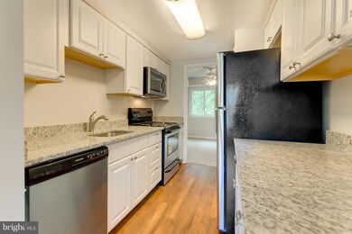 6047 Bonnie Bern Ct, Burke, VA 22015 - photo 7