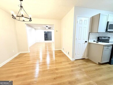 223 High Creek Dr unit 3A, Roswell, GA 30076 - photo 5