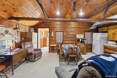 Kitchen/dining