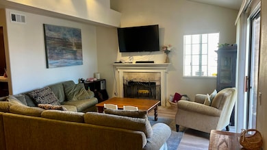 4264 Carpinteria Ave unit 5, Carpinteria, CA 93013 - photo 2