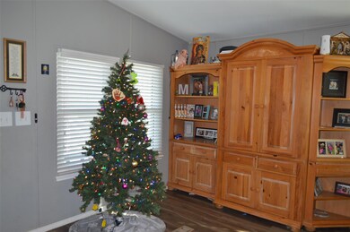 252 Barker Rd, Ennis, TX 75119 - photo 5