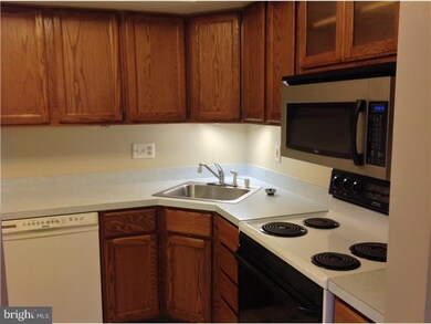 1907 N Glen Dr unit 1907, Glen Mills, PA 19342 - photo 3