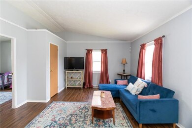 330 N 19th Ave, Beech Grove, IN 46107 - photo 4