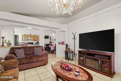 14152 Warren Belin Dr, El Paso, TX 79928 - photo 6