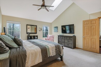 926 Crestville Ct, Gurnee, IL 60031 - photo 3