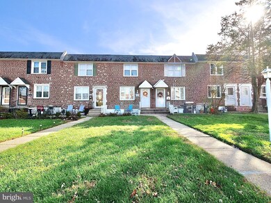 13 Stratford Rd, Glenolden, PA 19036 - photo 2