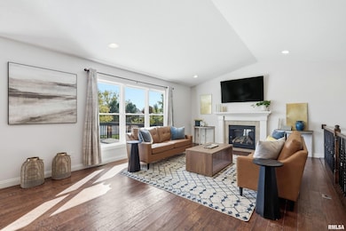 5767 Evergreen Place, Bettendorf, IA 52722 - photo 3