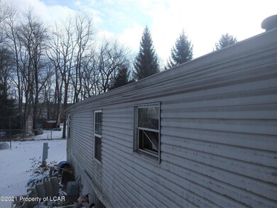 140 JASON RD. HAZLETON EXT. PIC 2