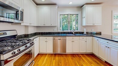 85 Warren St unit 85, Newton Center, MA 02459 - photo 3