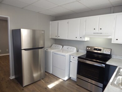 202 Bulwinkle Dr unit C, Walhalla, SC 29691 - photo 3