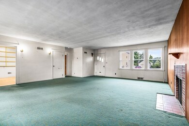 15 Washington St, Danvers, MA 01923 - photo 2