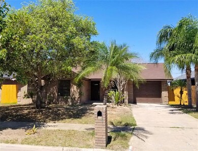 214 Austin St, Weslaco, TX 78596 - photo 2