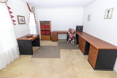 3420 Wildwood Ave, High Point, NC 27265 - photo 2