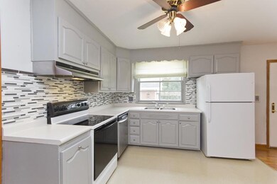 111 Greely Dr, Columbia, TN 38401 - photo 6