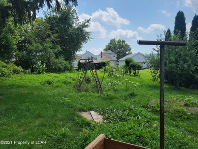 227 W Ridge St, Nanticoke, PA 18634 - photo 2