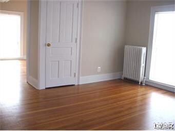 210 Mauch Chunk St unit 2nd Flr, Nazareth, PA 18064 - photo 4