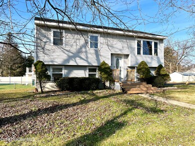 24 Corliss Ave, Rensselaer, NY 12144 - photo 2