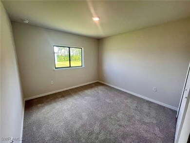 174 Blackstone Dr, Fort Myers, FL 33913 - photo 5