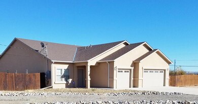 5830 Laurie St, Farmington, NM 87401 - photo 2