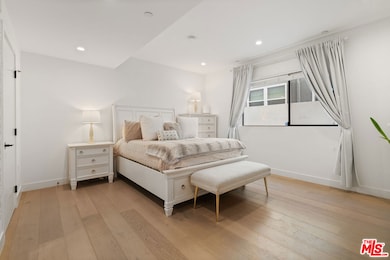 1123 S Shenandoah St unit 101, Los Angeles, CA 90035 - photo 7