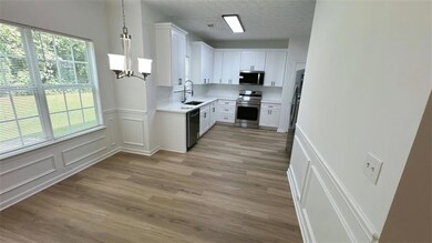 838 Cormac Dr, Riverdale, GA 30296 - photo 4