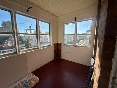 176 Adelaide St unit 3, Hartford, CT 06114 - photo 5