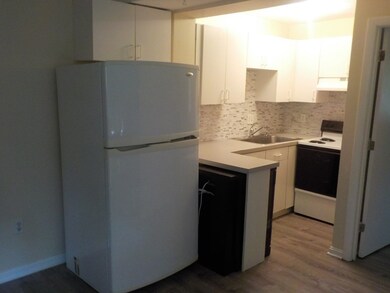 36 Jacqueline Rd unit B, Waltham, MA 02452 - photo 4