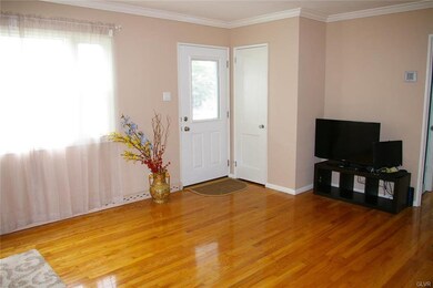 4221 Oakleigh Rd, Allentown, PA 18104 - photo 4