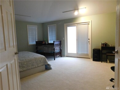 110 Washington Ct SE, Yelm, WA 98597 - photo 5