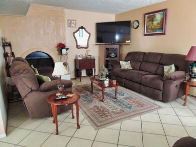 10620 Springwood Dr unit C, El Paso, TX 79935 - photo 4