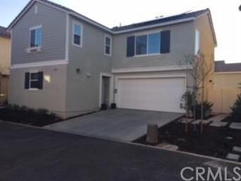 OMG love the craftsman exterior come on in this is