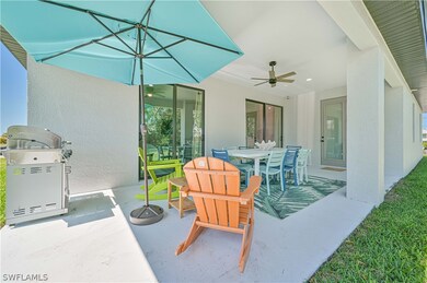 View of terrace featuring ceiling fan