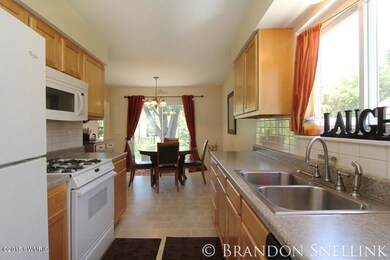 1625 Benjamin Ave NE, Grand Rapids, MI 49505 - photo 4