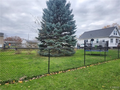 106 Laurel Ave, Liverpool, NY 13088 - photo 4