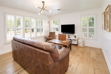 833 Enfield St, Bryan, TX 77802 - photo 7