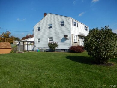1352 Crestwood Rd, Bethlehem, PA 18018 - photo 2