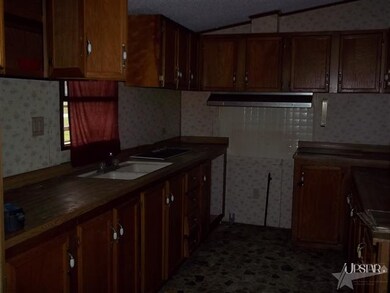 1023 E Campbell St, Warren, IN 46792 - photo 5