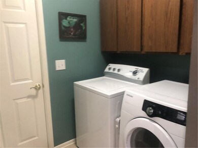 421 Brookside Ln, Plainfield, IN 46168 - photo 2