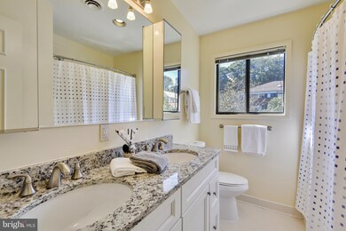 203 Skyhill Rd unit 7, Alexandria, VA 22314 - photo 6