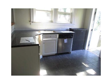 120 Malbone Rd, Newport, RI 02840 - photo 4