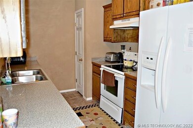 12493 S Nix Rd, Caney, OK 74533 - photo 3