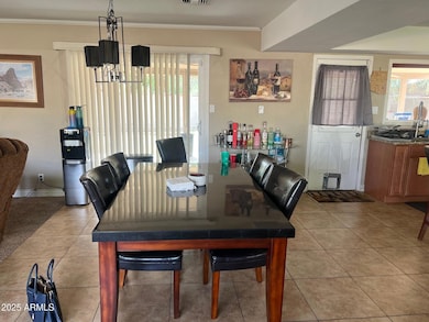 2528 N 48th Place, Phoenix, AZ 85008 - photo 6