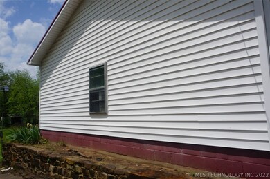 407 S 10th St, Henryetta, OK 74437 - photo 6