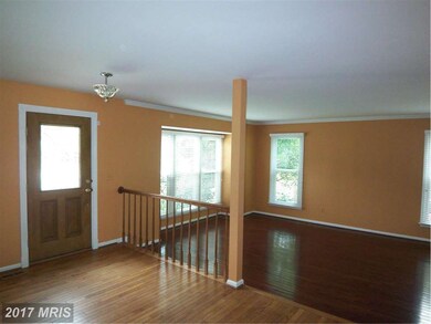 17288 Pickwick Dr, Purcellville, VA 20132 - photo 4