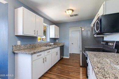 5657 N 39th Ave, Phoenix, AZ 85019 - photo 4