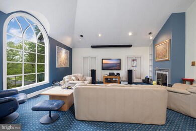 8300 Twin Forks Ln, Chevy Chase, MD 20815 - photo 6