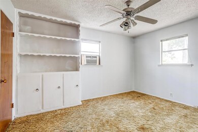 207 Euclid St, Cleburne, TX 76033 - photo 7