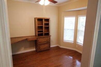 1059 W 43rd St, Houston, TX 77018 - photo 5