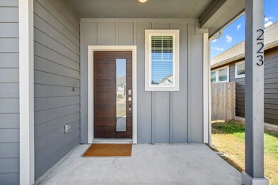 223 Garner Dr, Kyle, TX 78640 - photo 3
